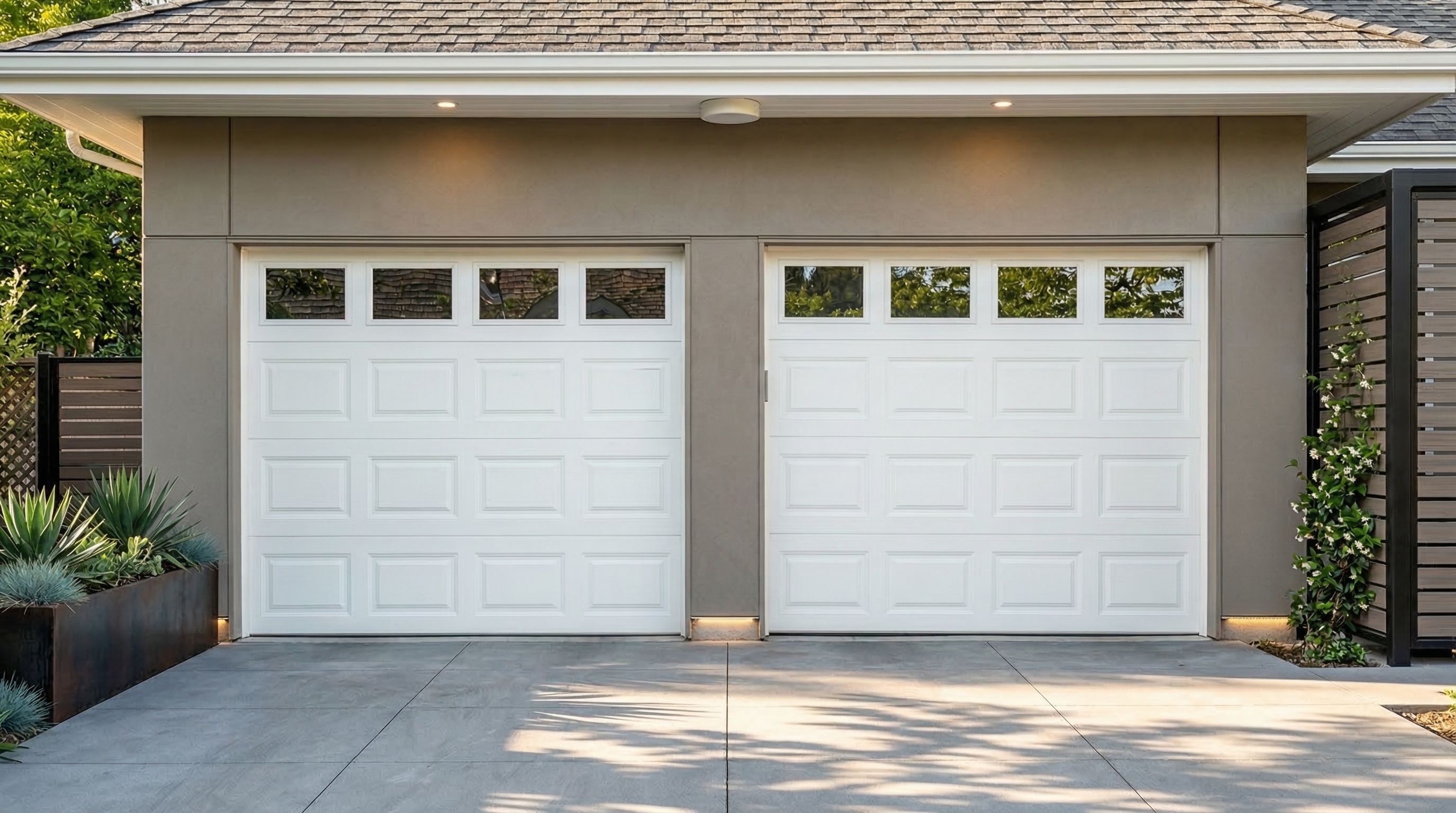 Uși de garaj secționale și rulou